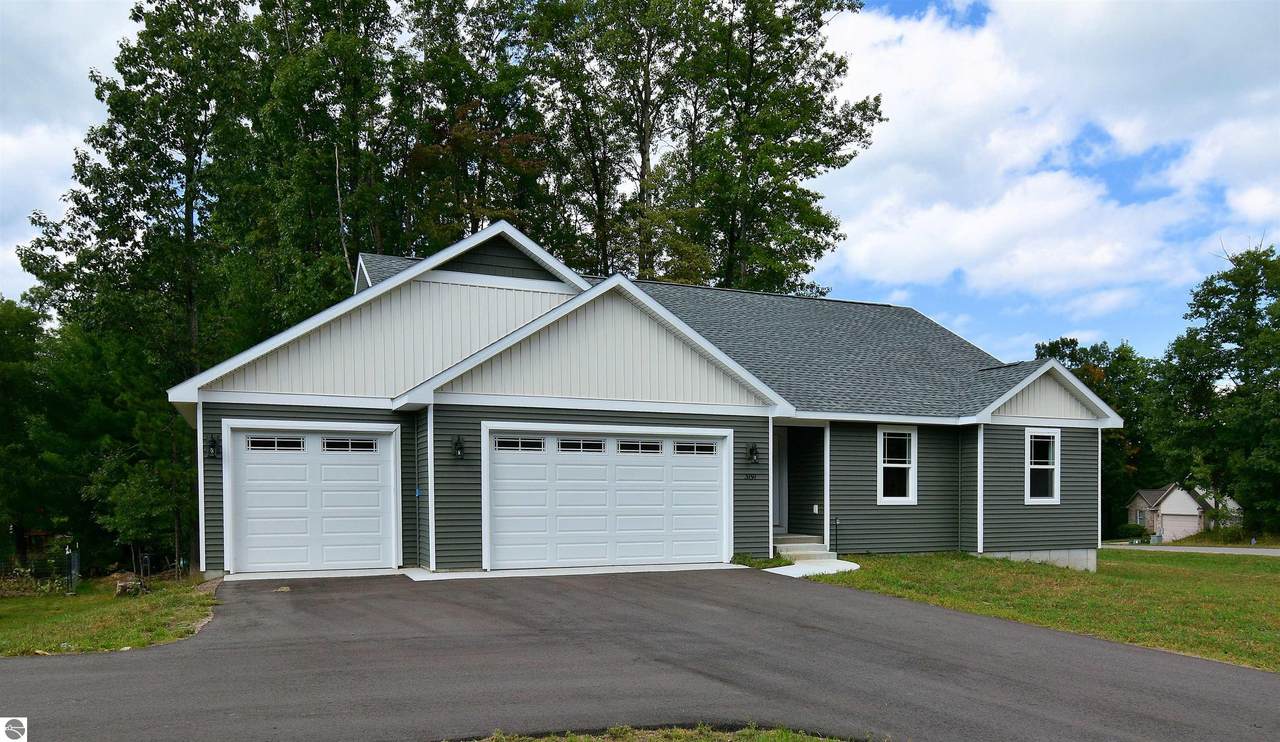 189 Liberty Drive - Photo 1