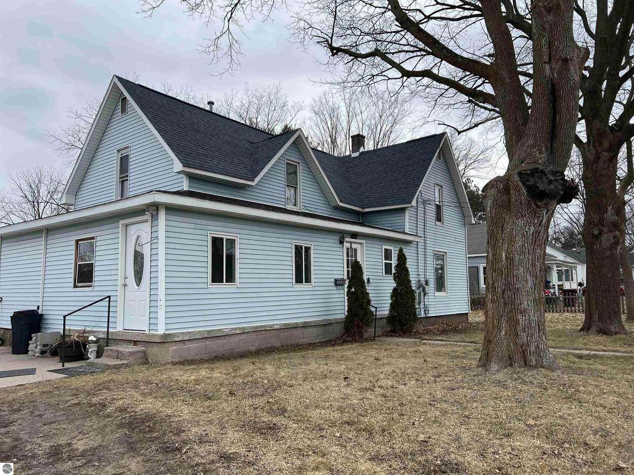 445 Colfax Street - Photo 1