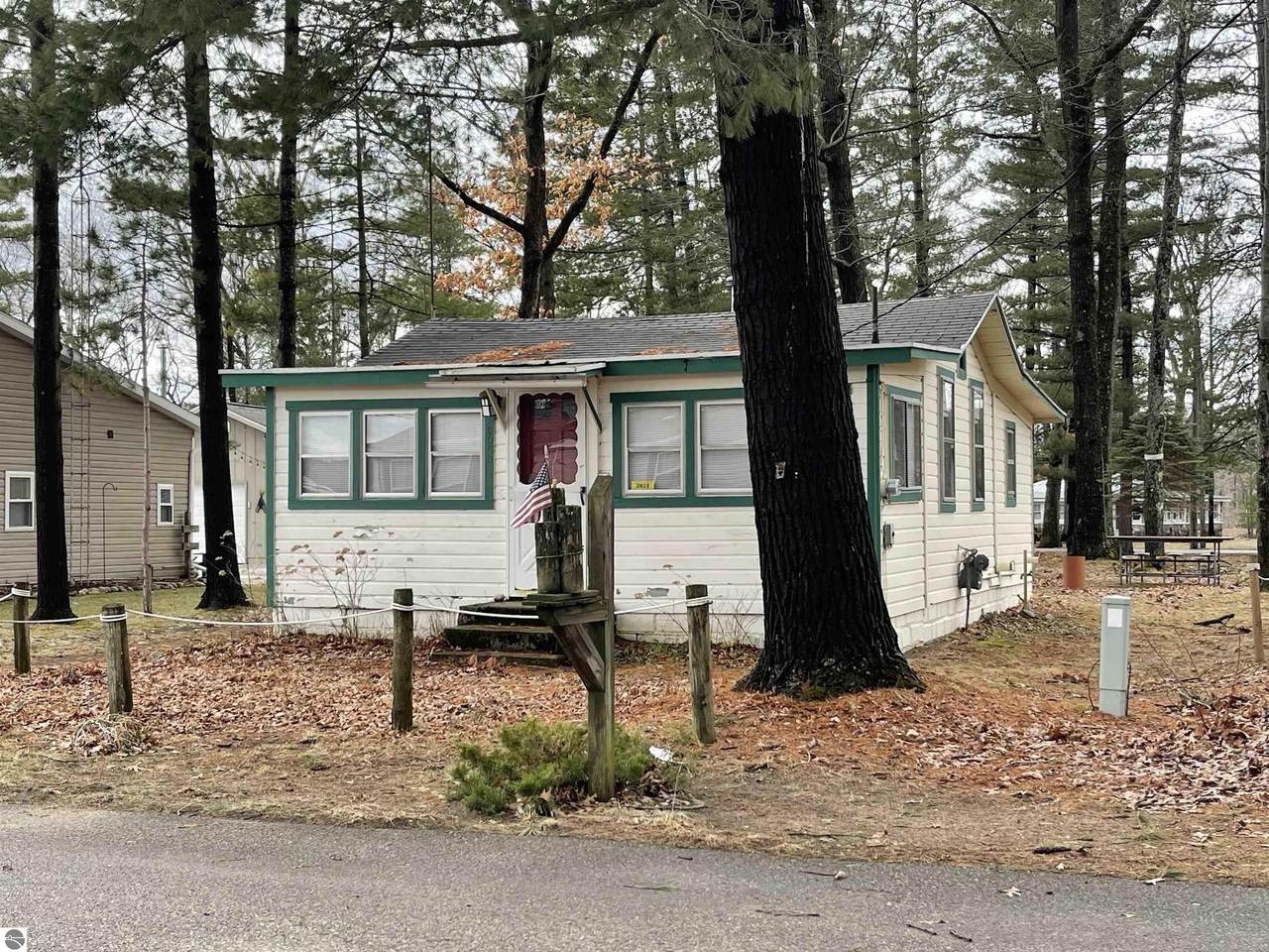 10050 Florence Avenue - Photo 1