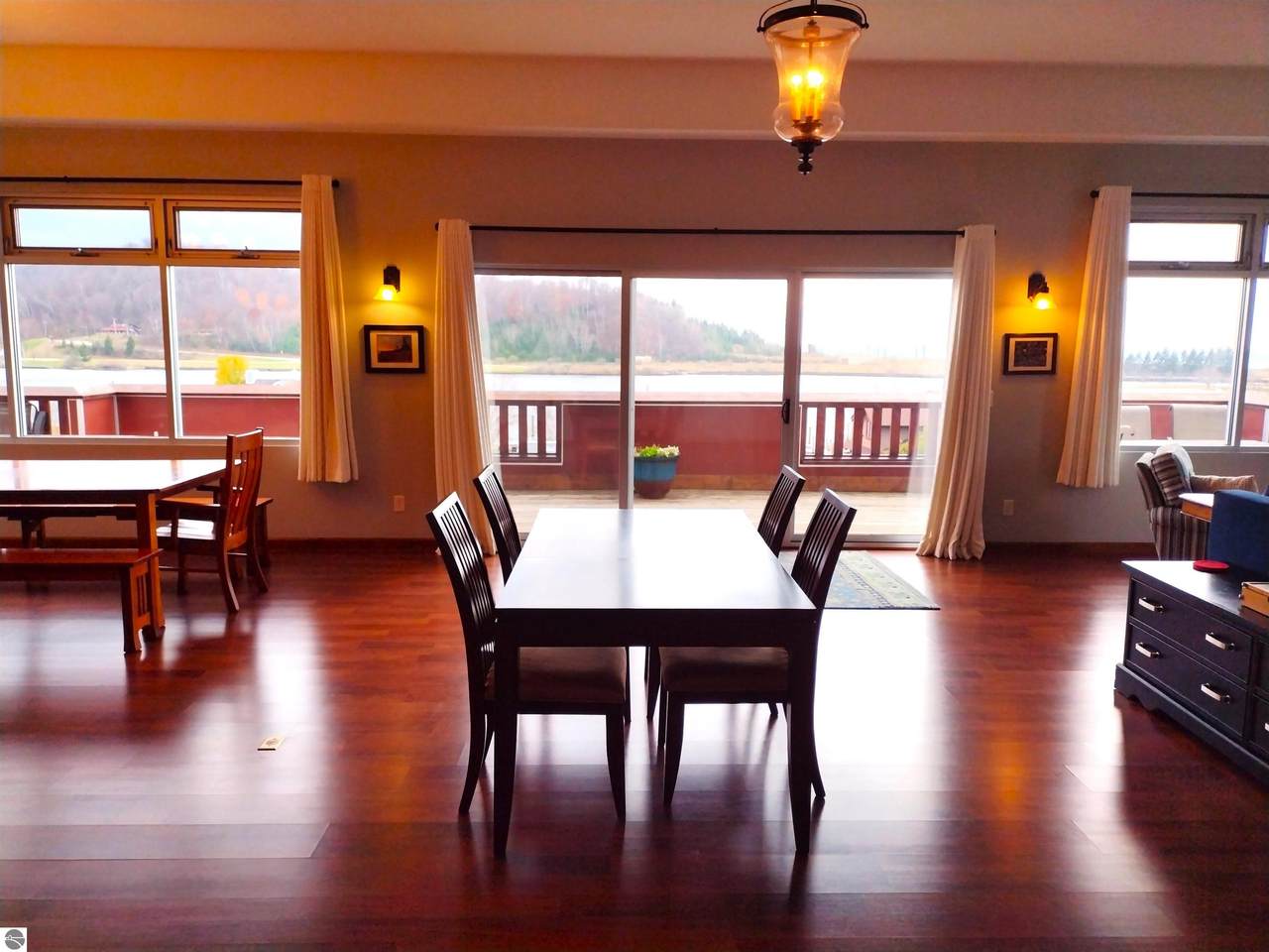 313 Main Street - Photo 1