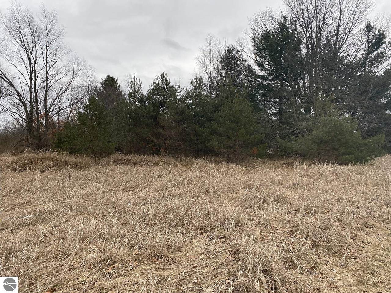 00 Seneca Place - Photo 1