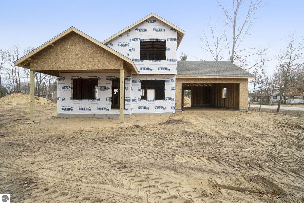 409 Kalkaska Street - Photo 1