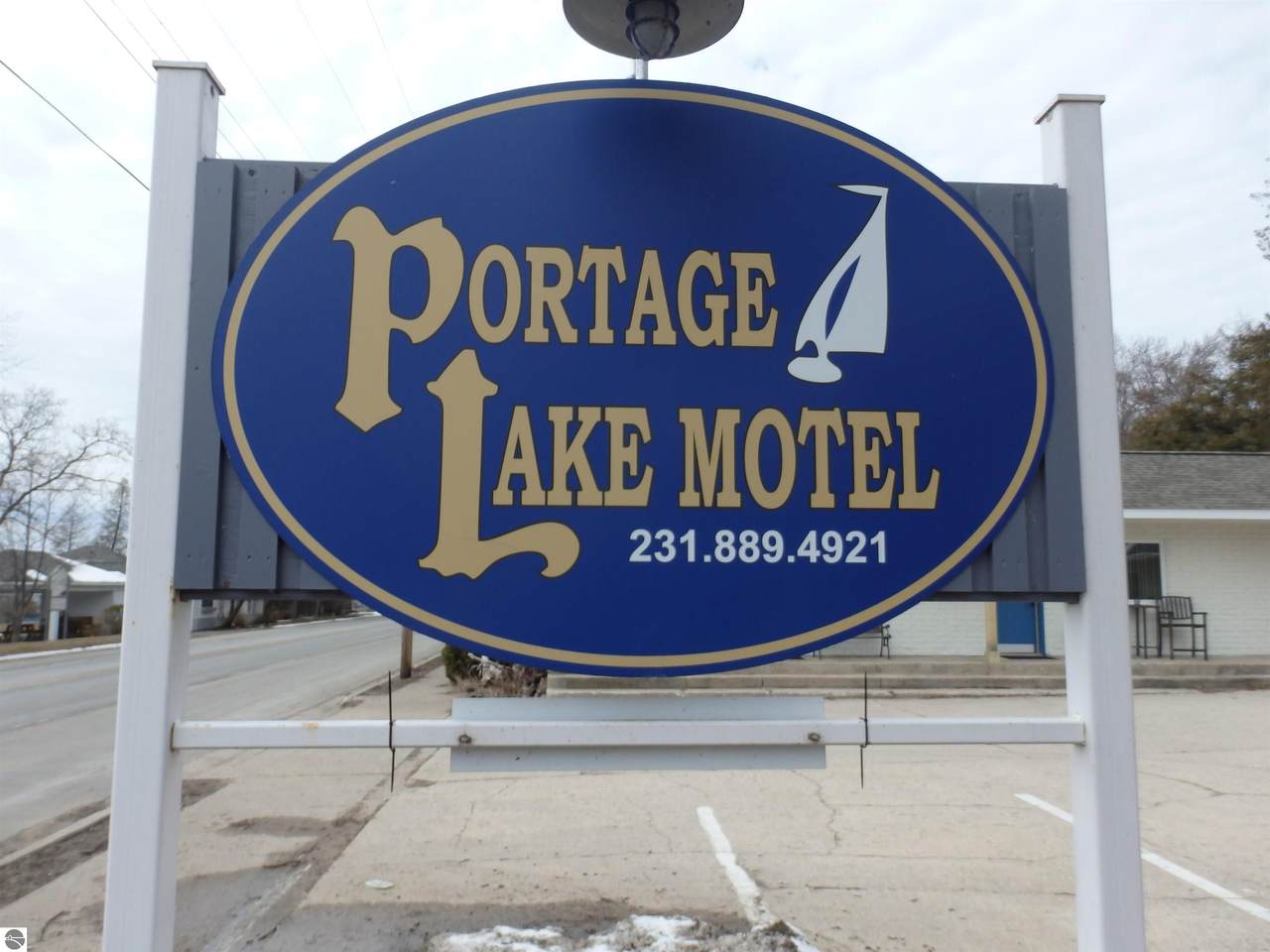 4714 Main Street - Photo 1