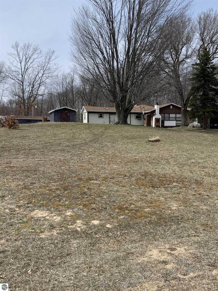8395 Bass Lake Avenue - Photo 1