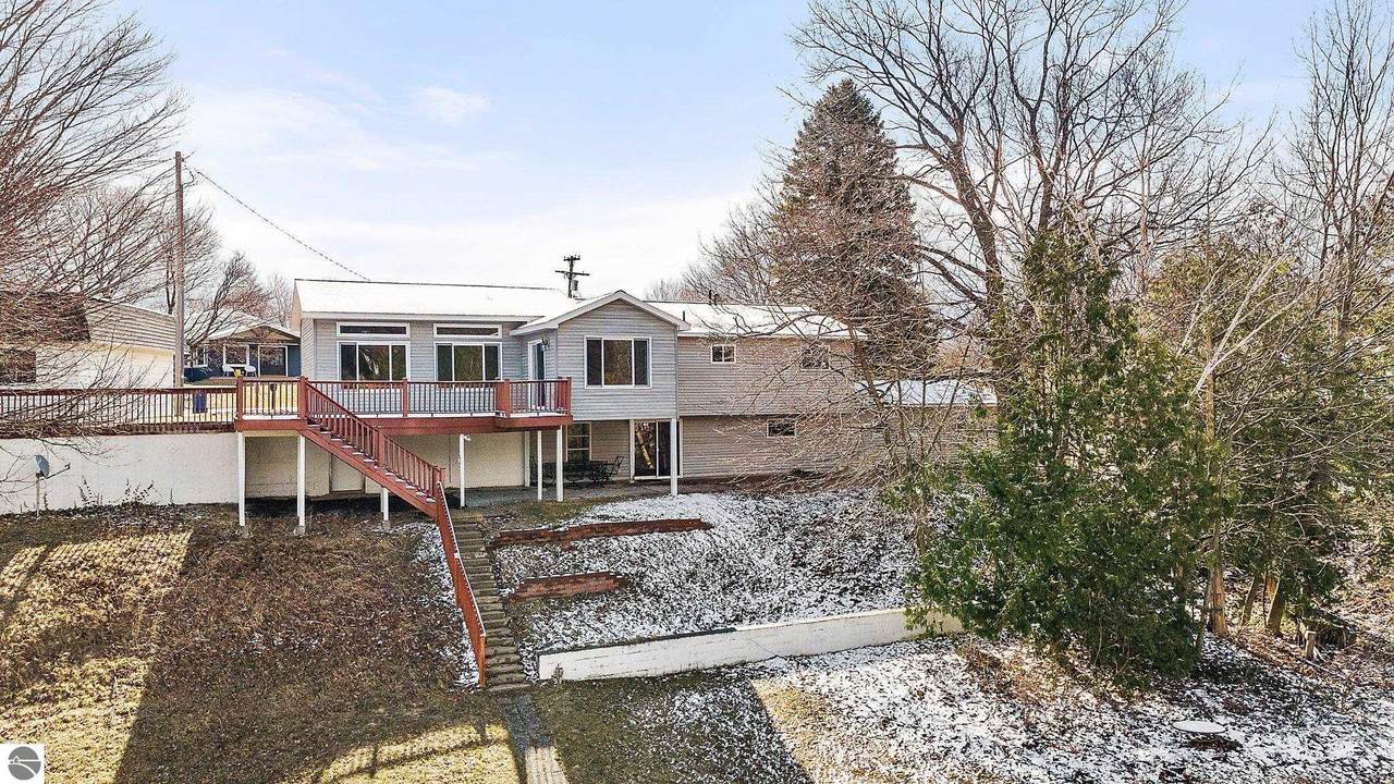 5246 Highland Drive - Photo 1
