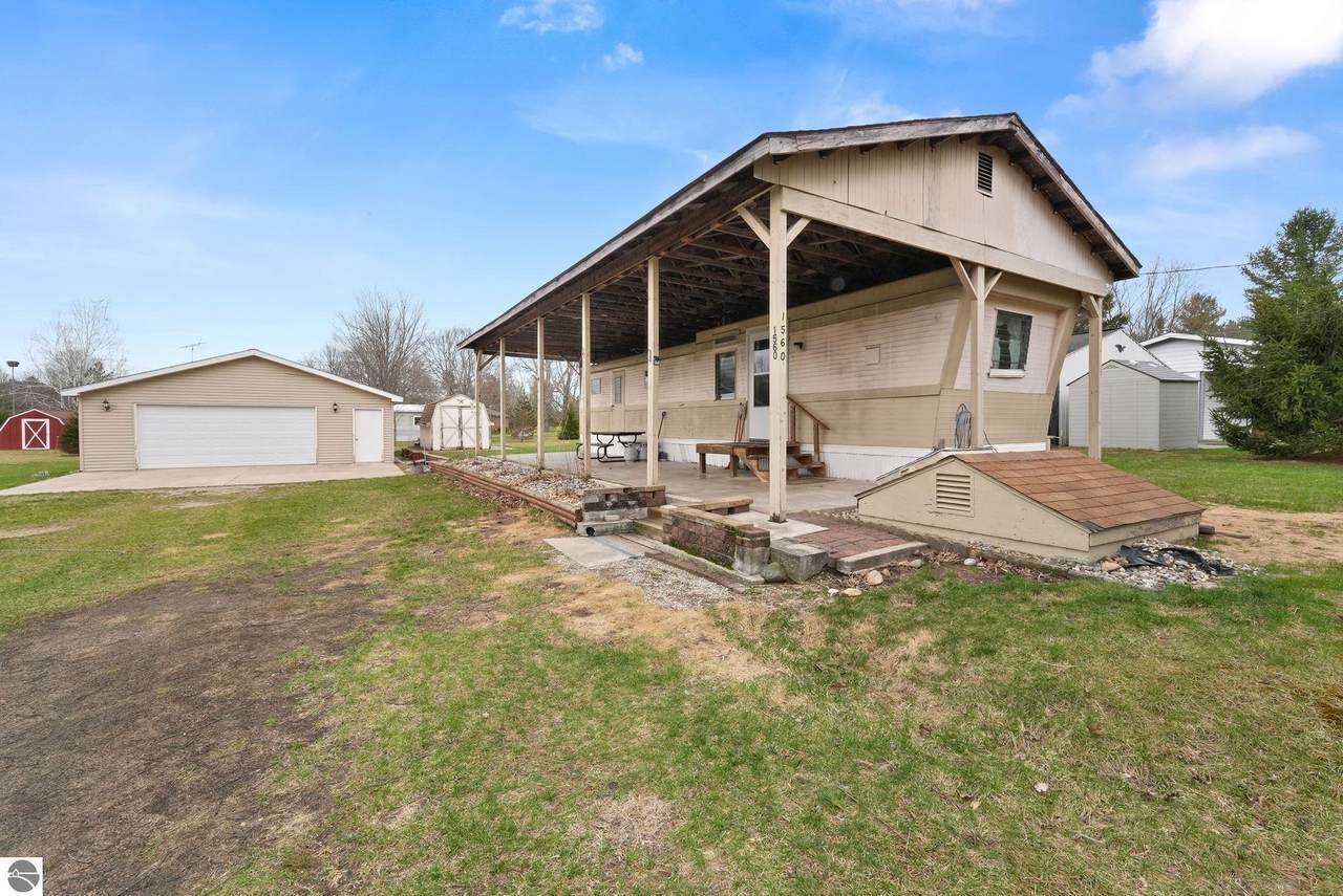 1560 Kimberly Road - Photo 1