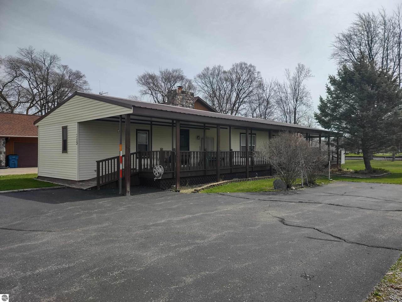 513 Detroit Street - Photo 1