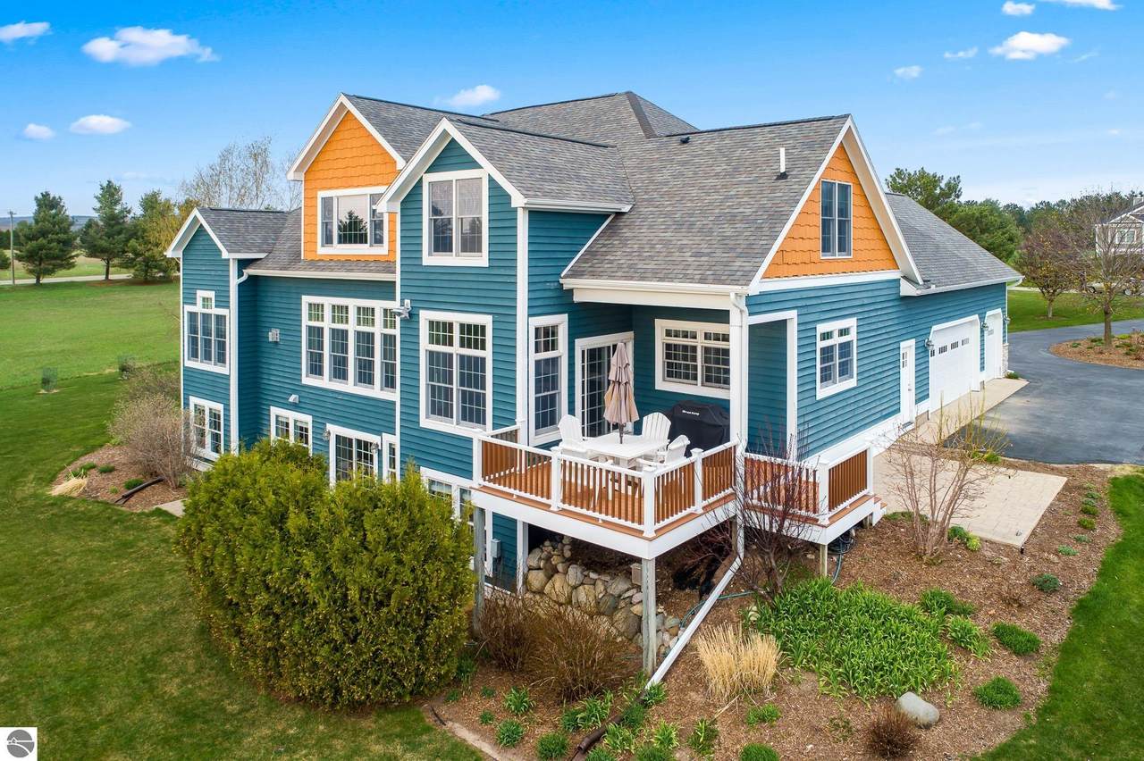 7046 Rolling Meadow Trail - Photo 1