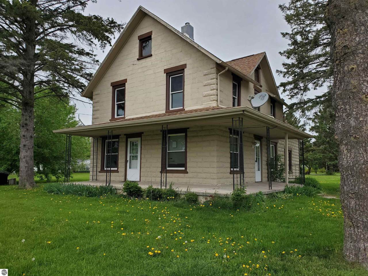 400 Whittemore Road - Photo 1
