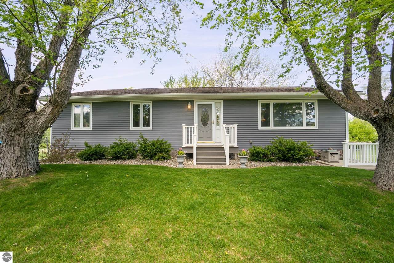 306 Remus Road - Photo 1