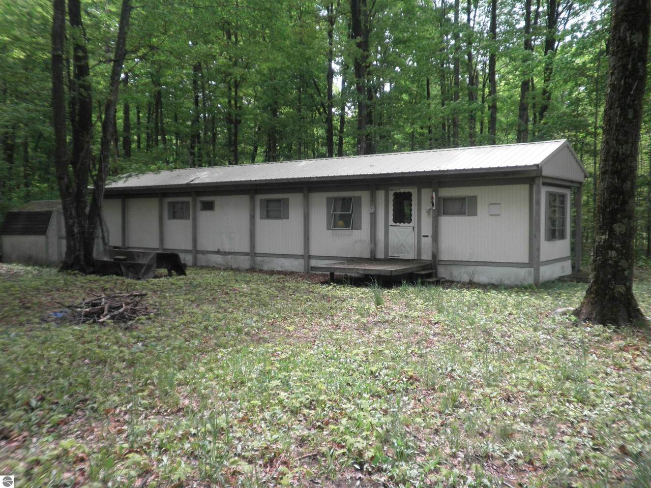 7760 Cunningham - Photo 1