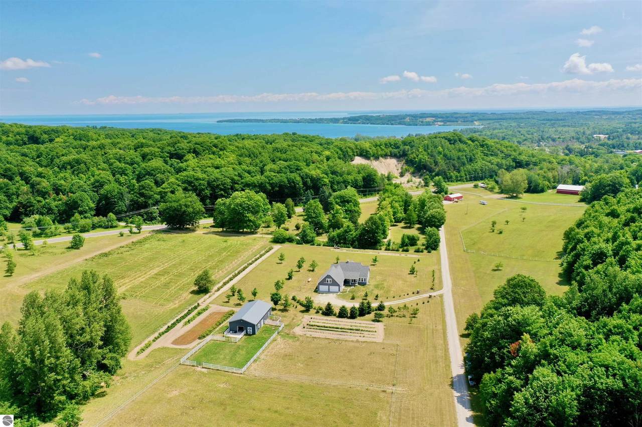 800 Herman Road - Photo 1