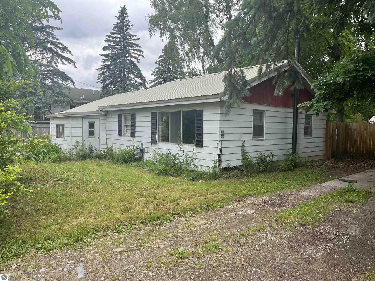 1014 Bradley Road - Photo 1