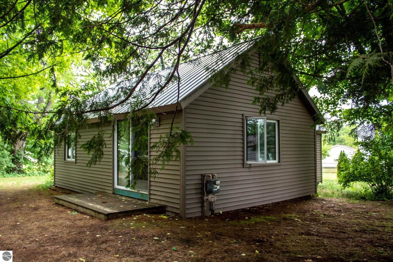 123 Front Street - Photo 1