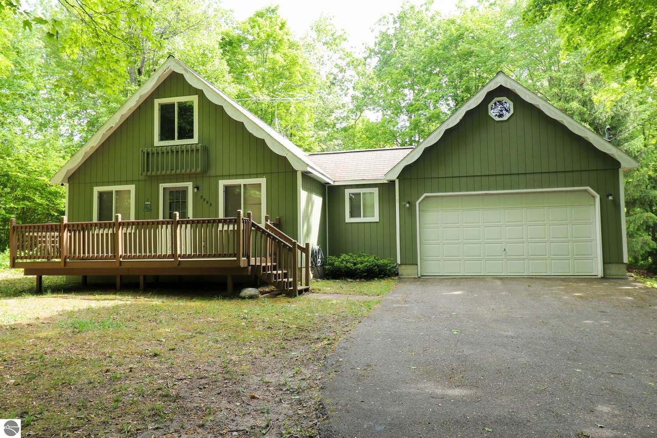 5993 Shadyshore Pkwy - Photo 1