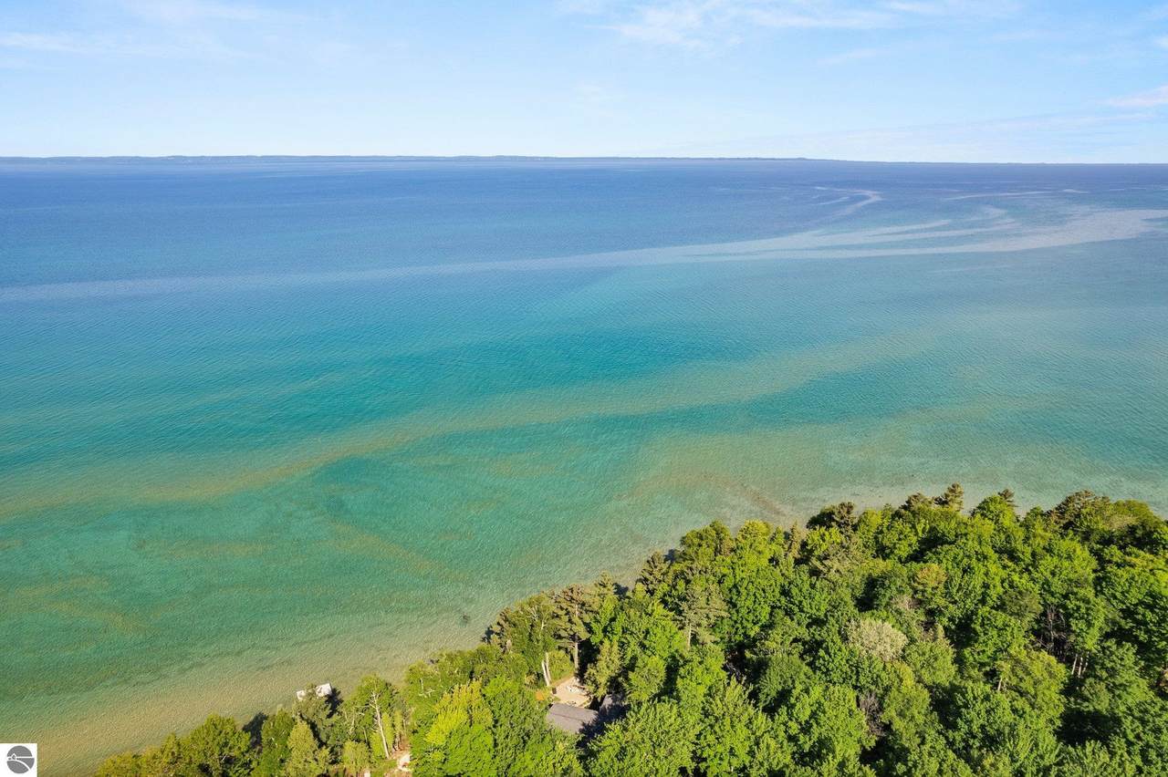 4789 Michigan - Photo 1