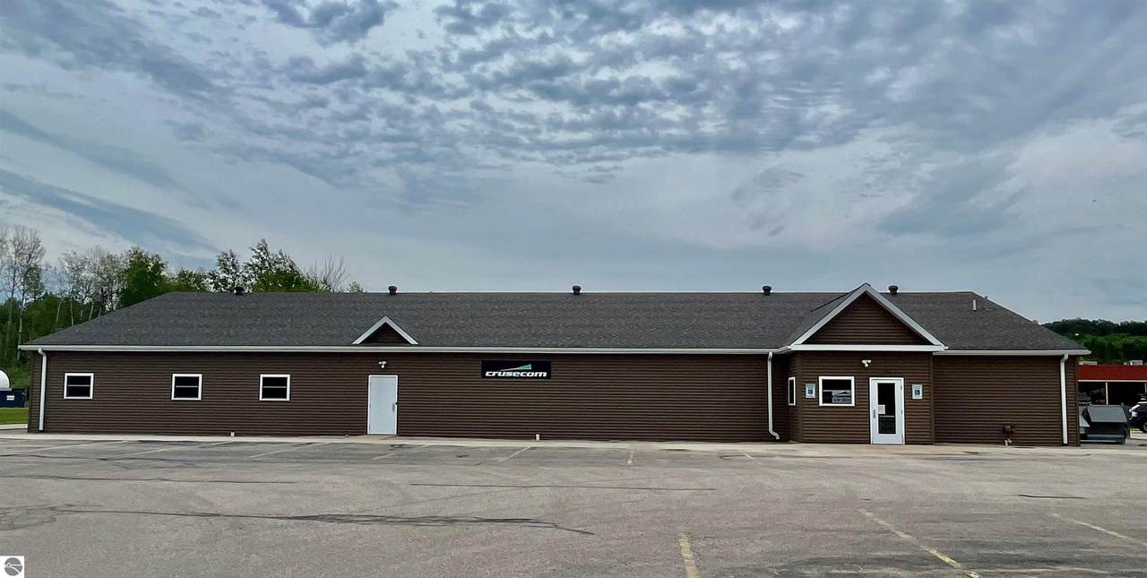 201 Division Street - Photo 1