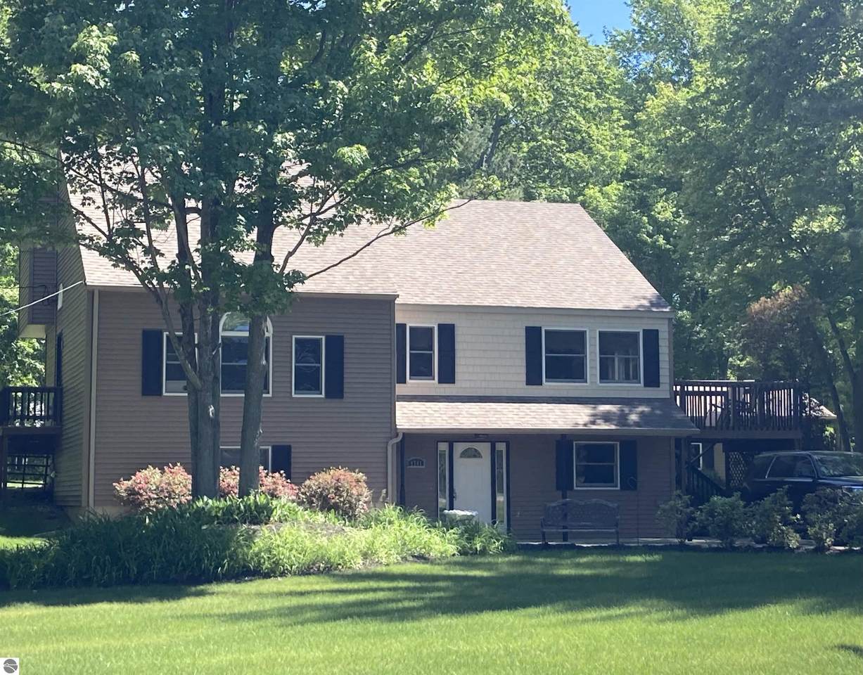 1741 Ogemaw Trail - Photo 1