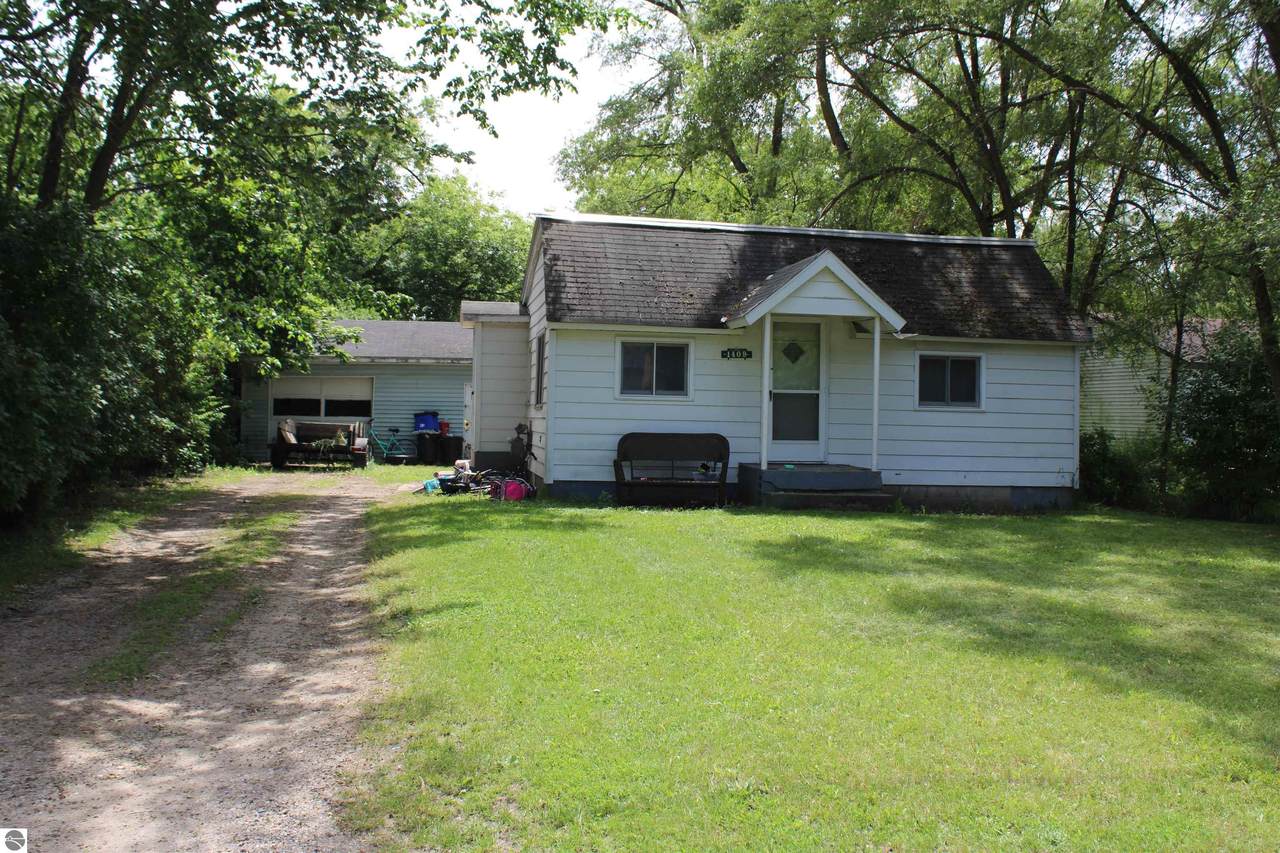 1409 Belnap Street - Photo 1