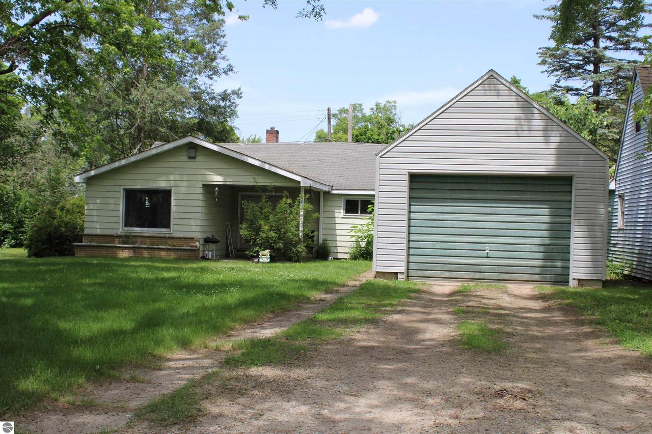 1108 Pennsylvania - Photo 1