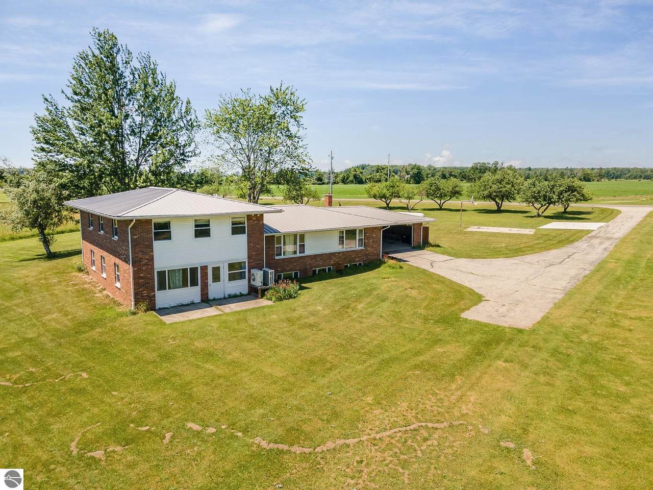 11756 Riverside Drive - Photo 1