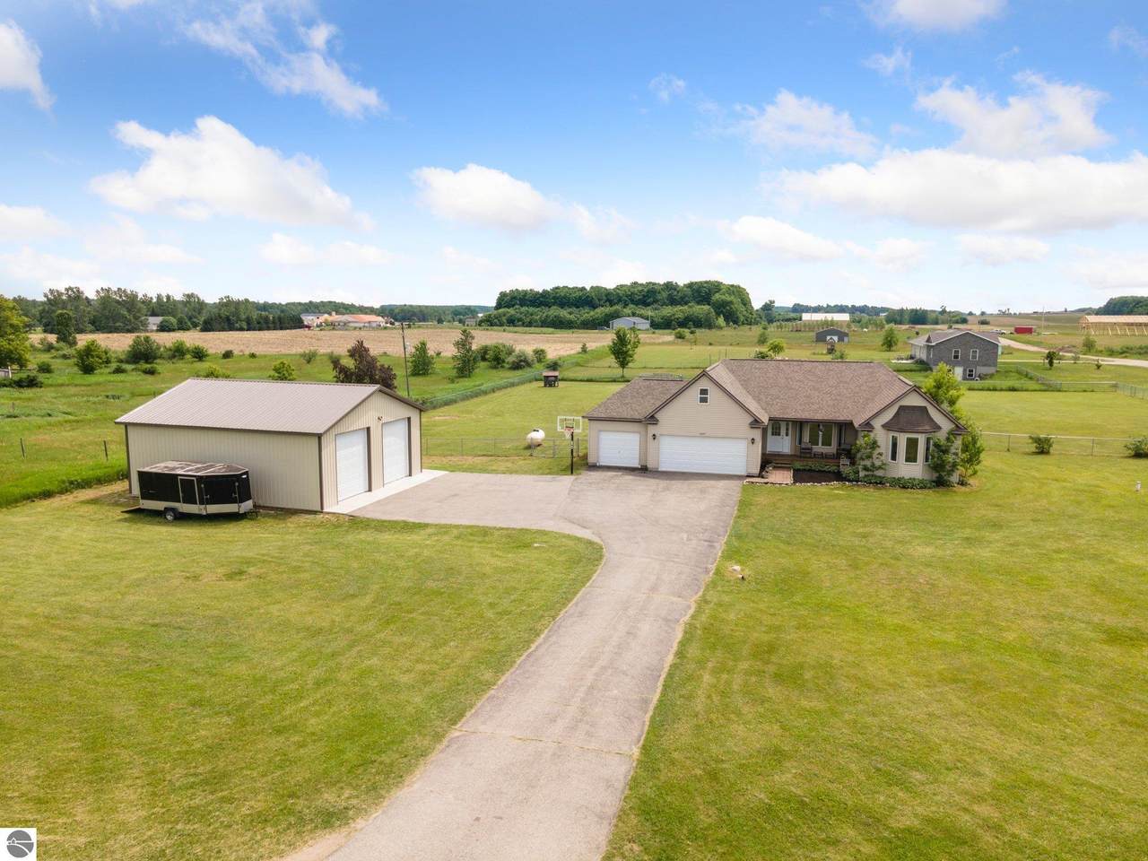 4277 Hamlin Road - Photo 1