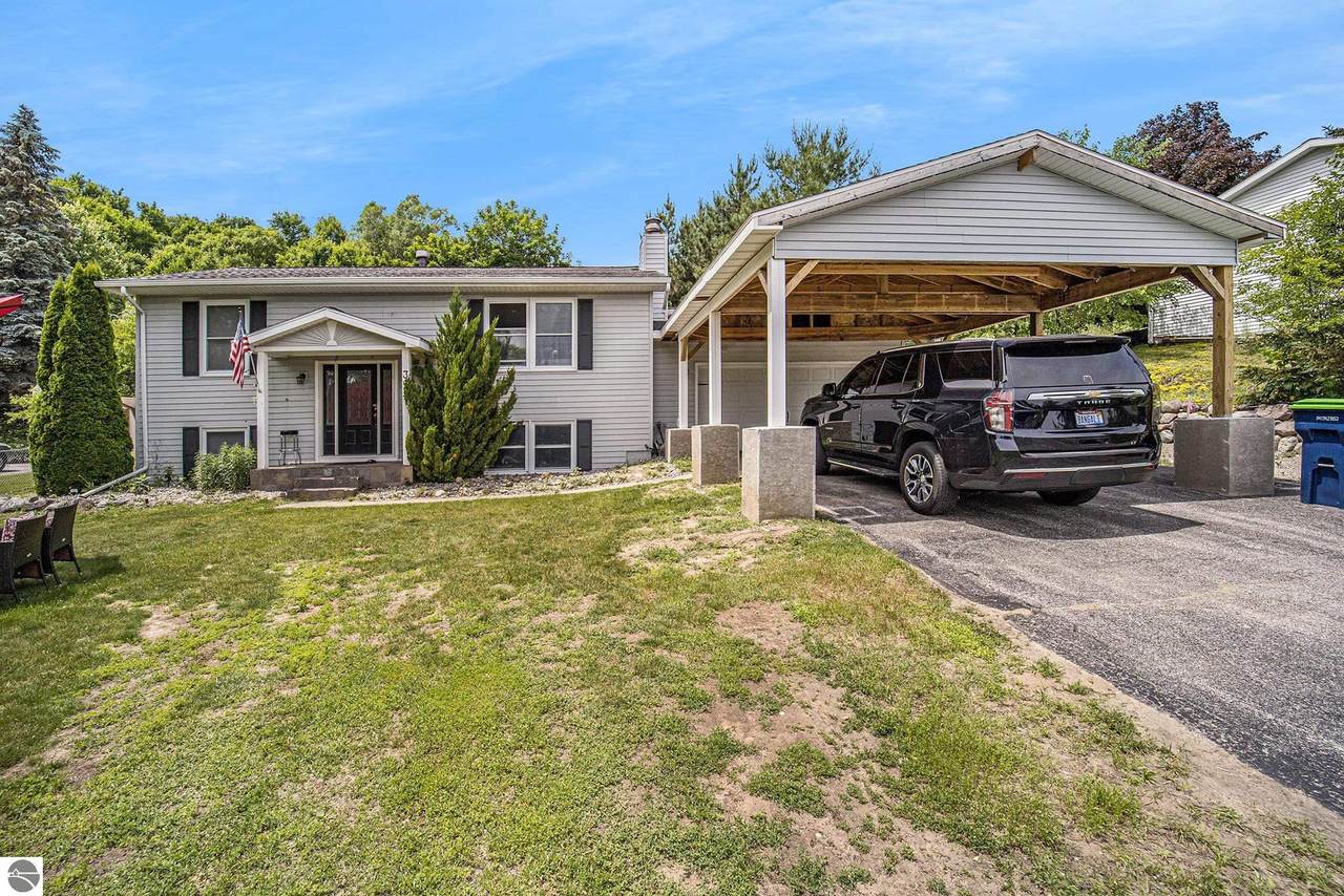 3131 Paysage Place - Photo 1