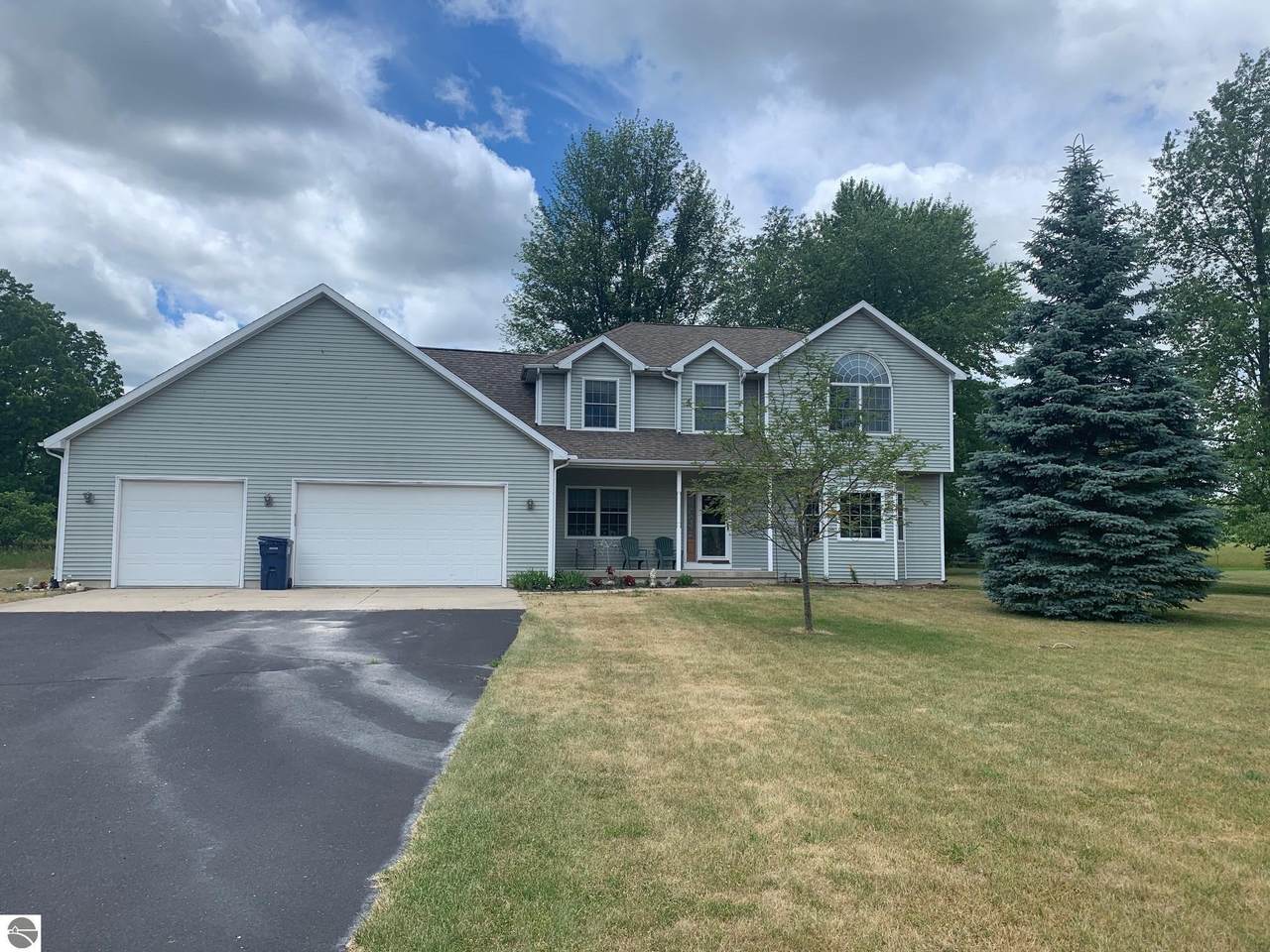 3950 Hiawatha Meadows Drive - Photo 1