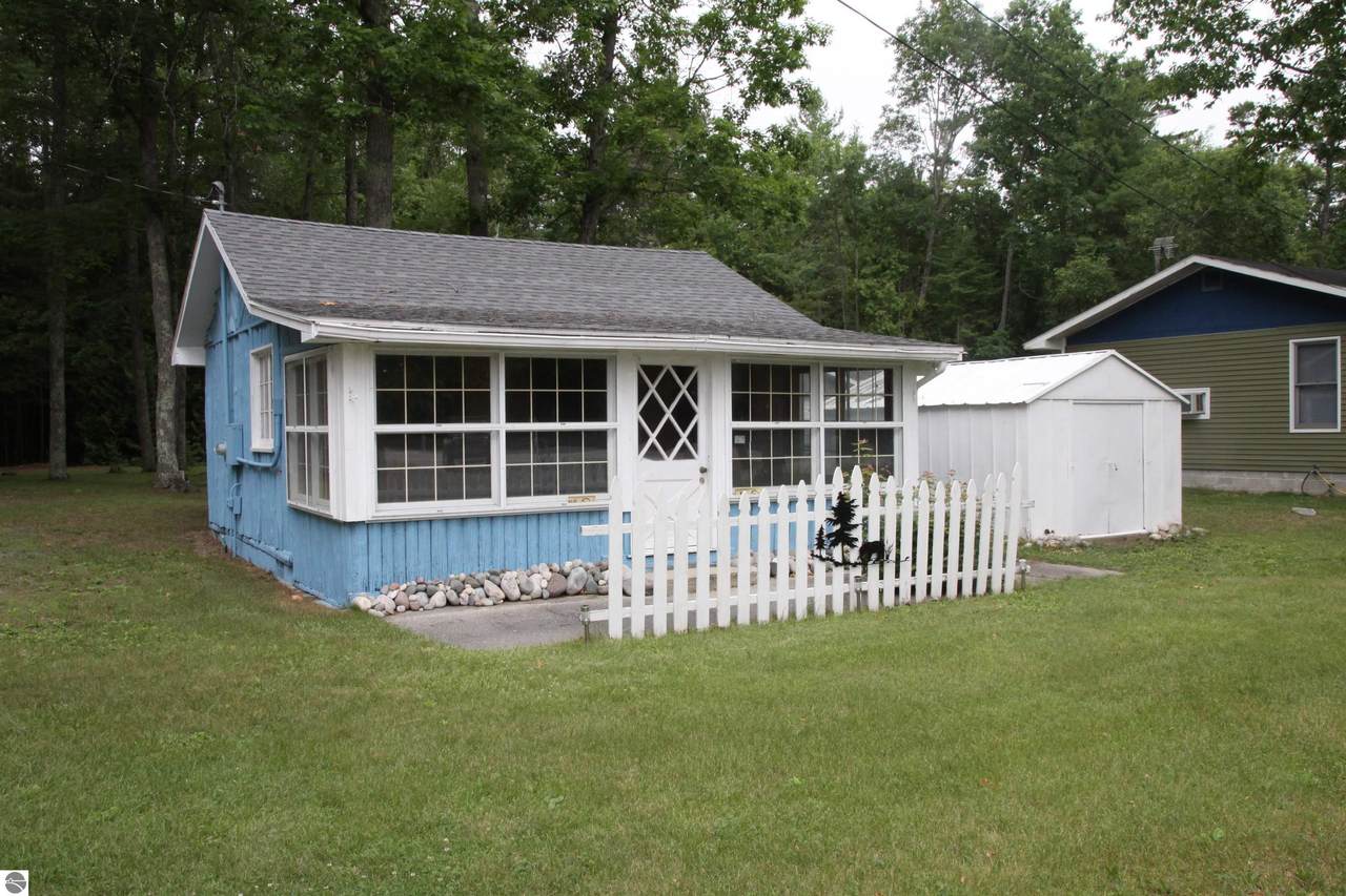 4034 Us-23 - Photo 1