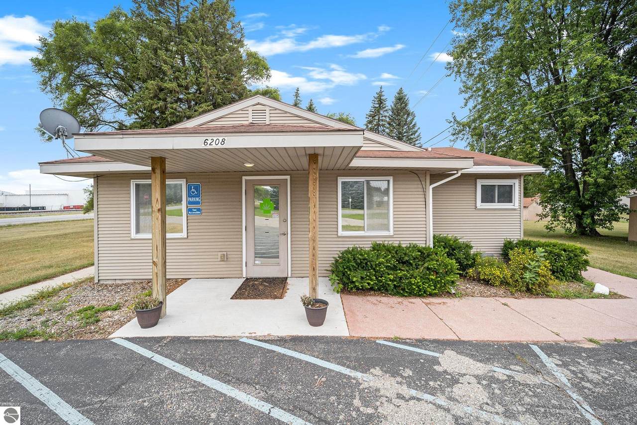 1488 Mcgregor Way - Photo 1
