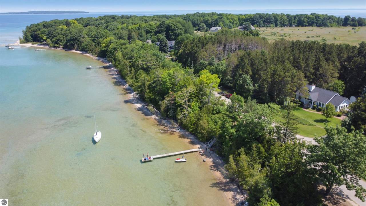 312 Stony Point Road - Photo 1