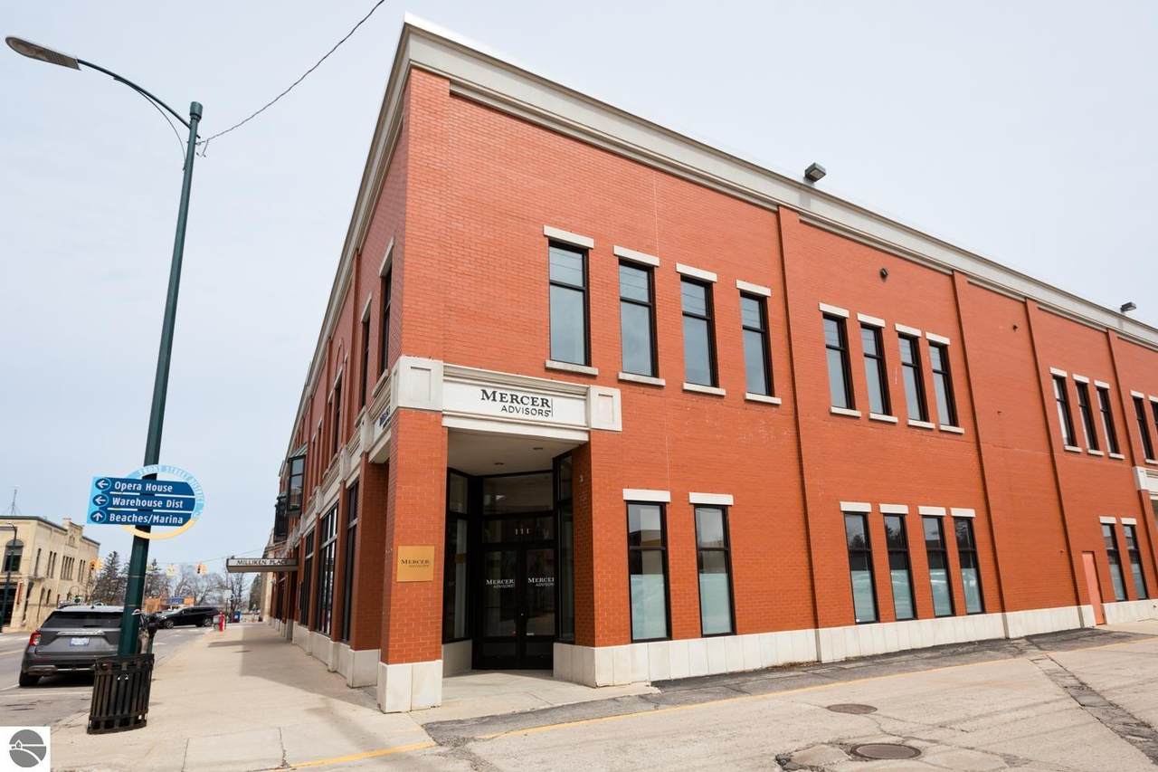 107 Cass Street - Photo 1