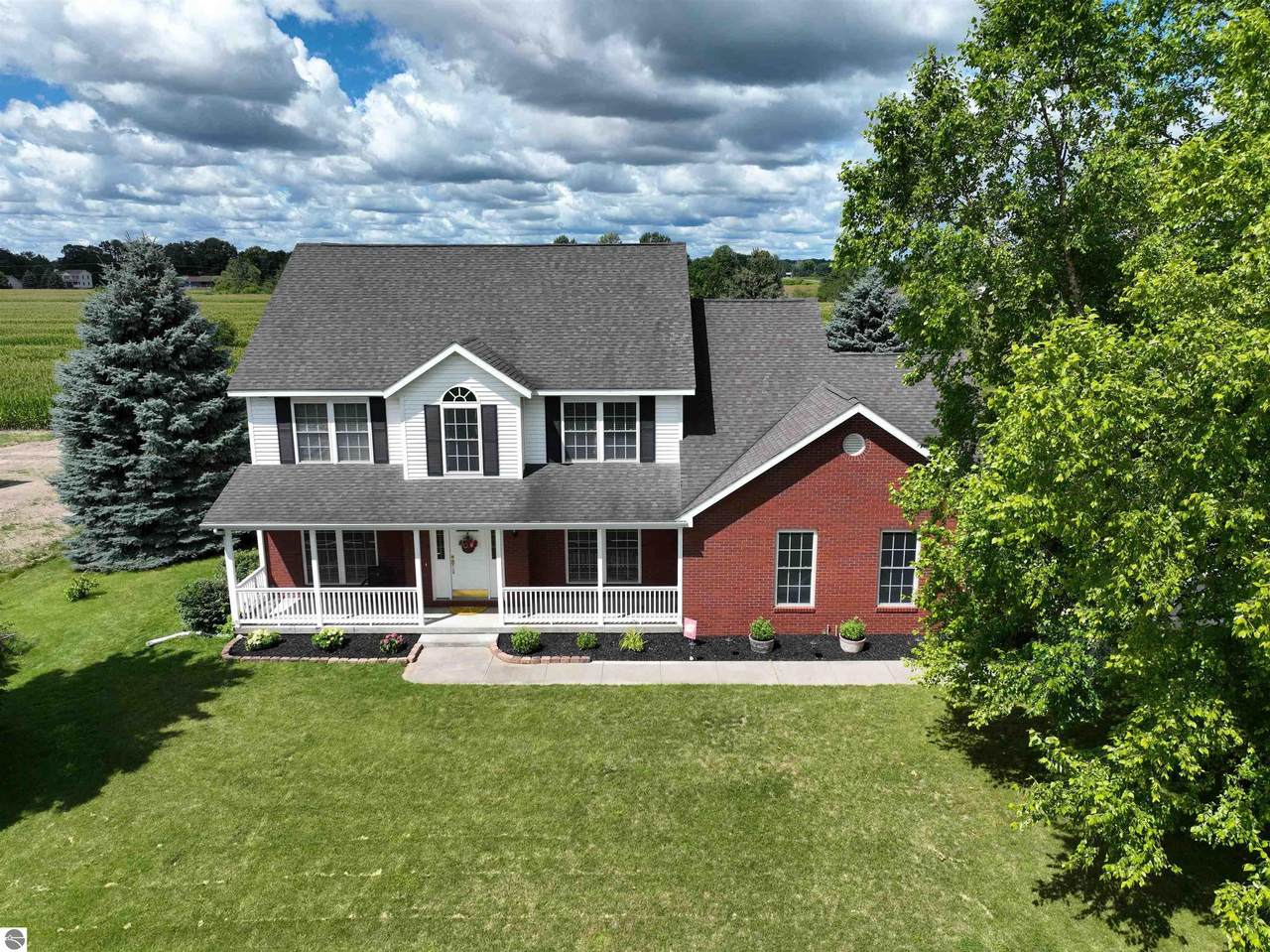 724 Deer Run Drive - Photo 1