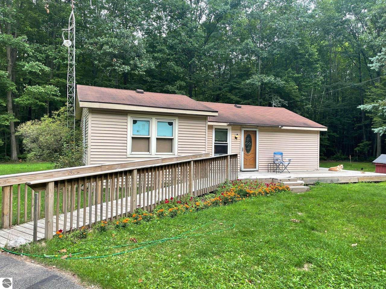 4688 Wixom Drive - Photo 1