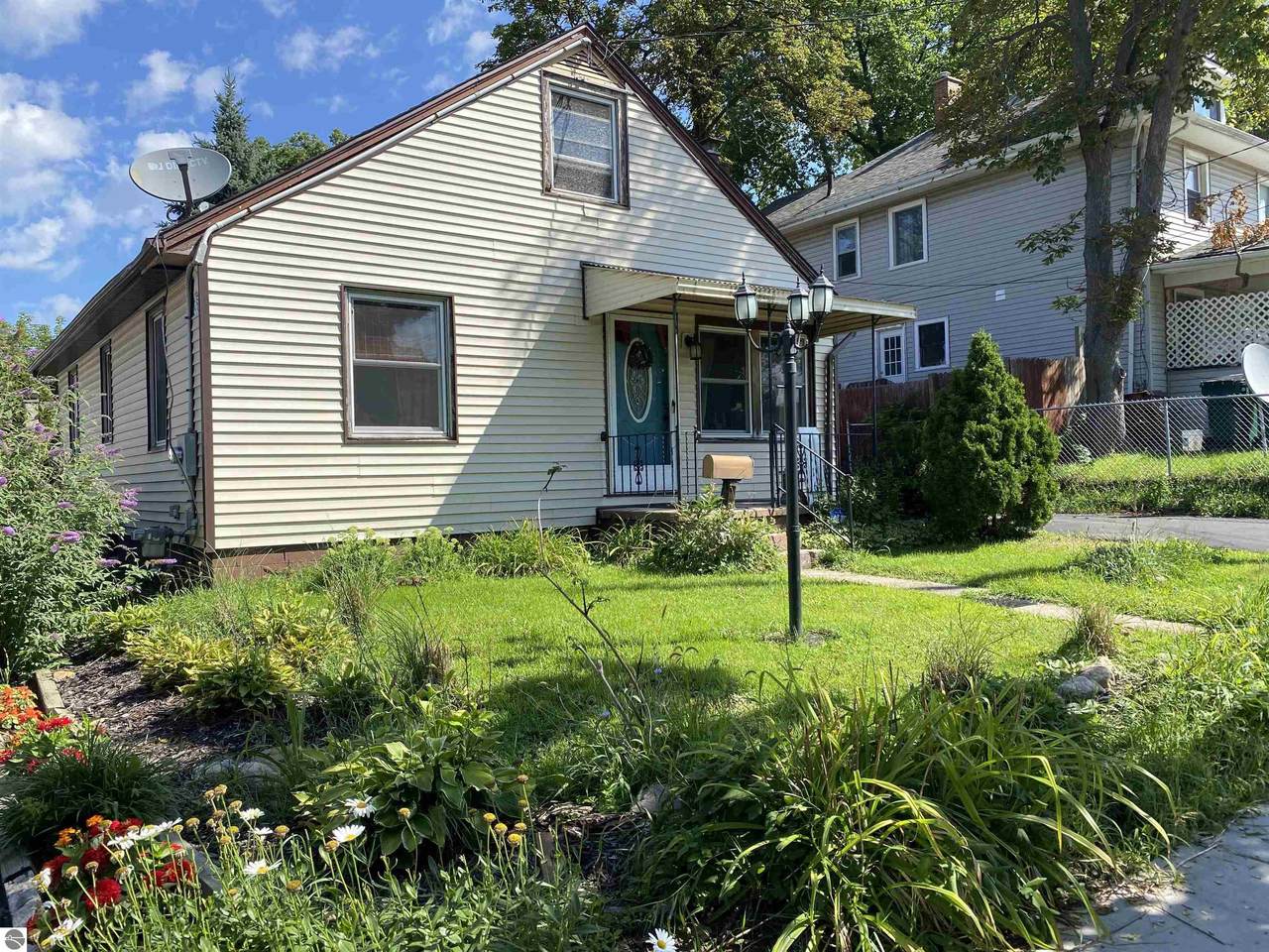 1116 Hammond - Photo 1