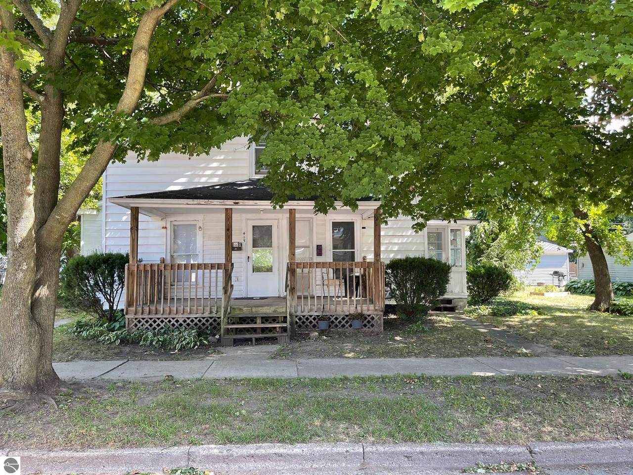 415 Franklin - Photo 1