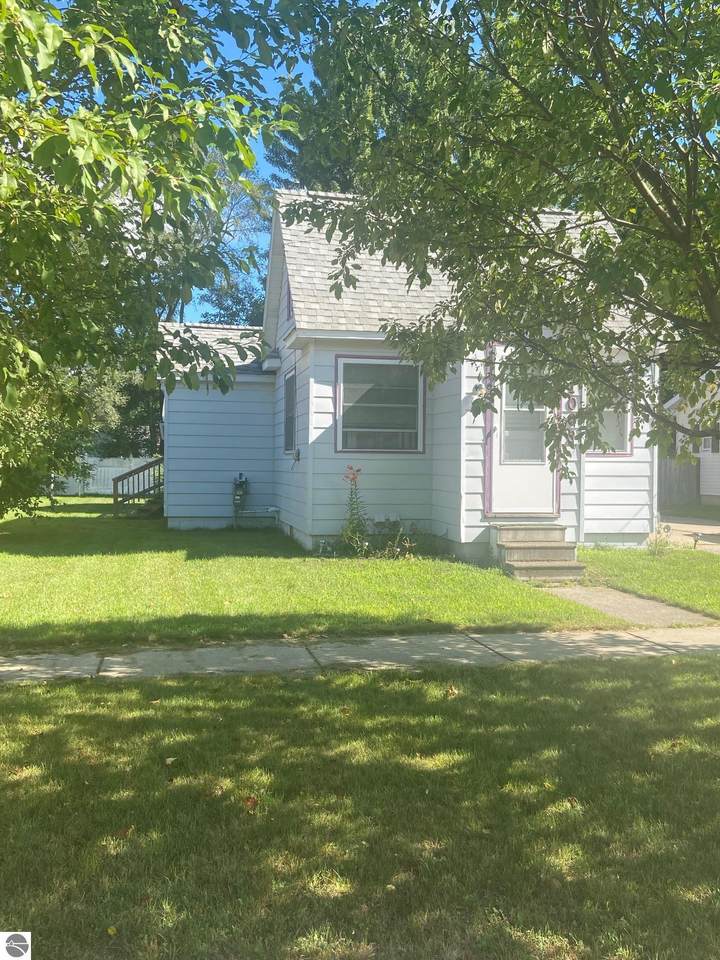 1009 Lincoln - Photo 1