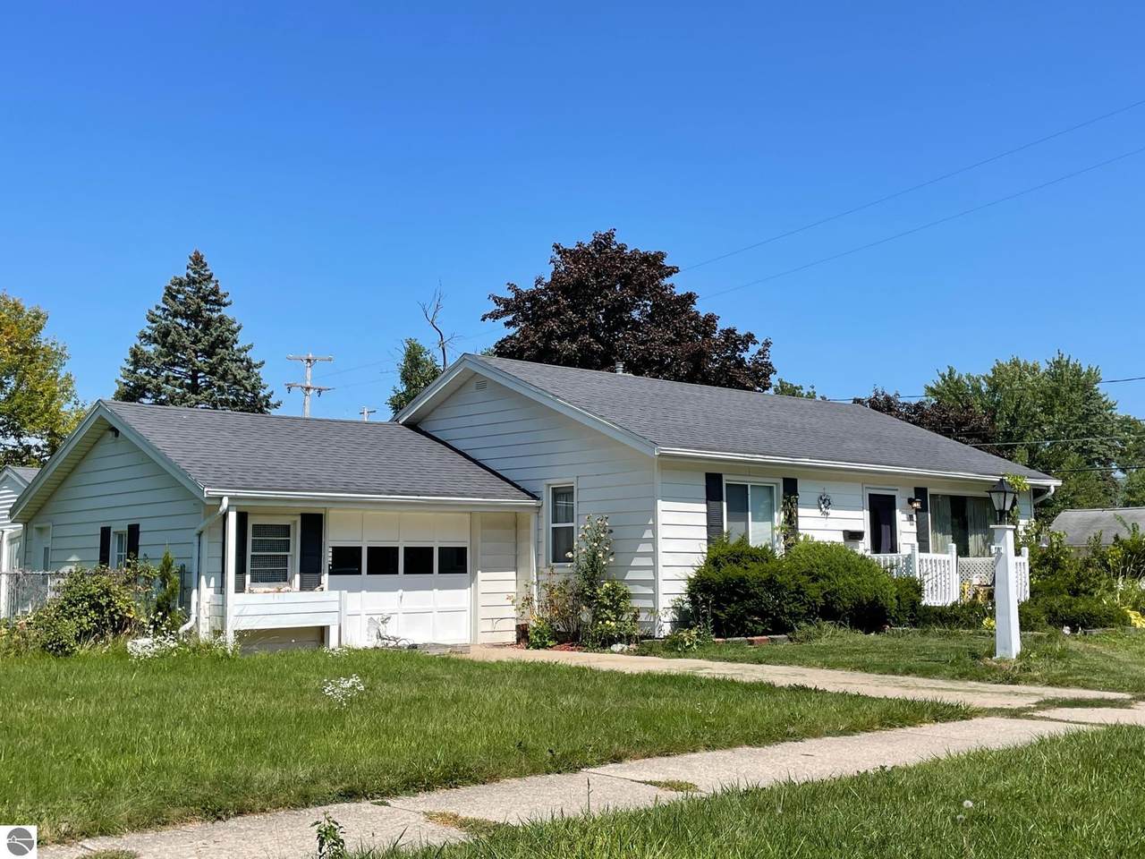 2502 Witters Street - Photo 1