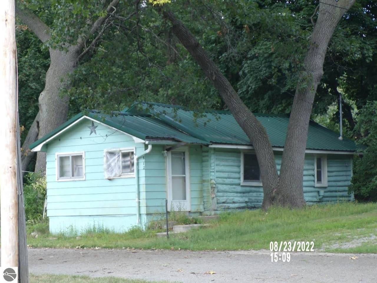 612 Harrison Street - Photo 1