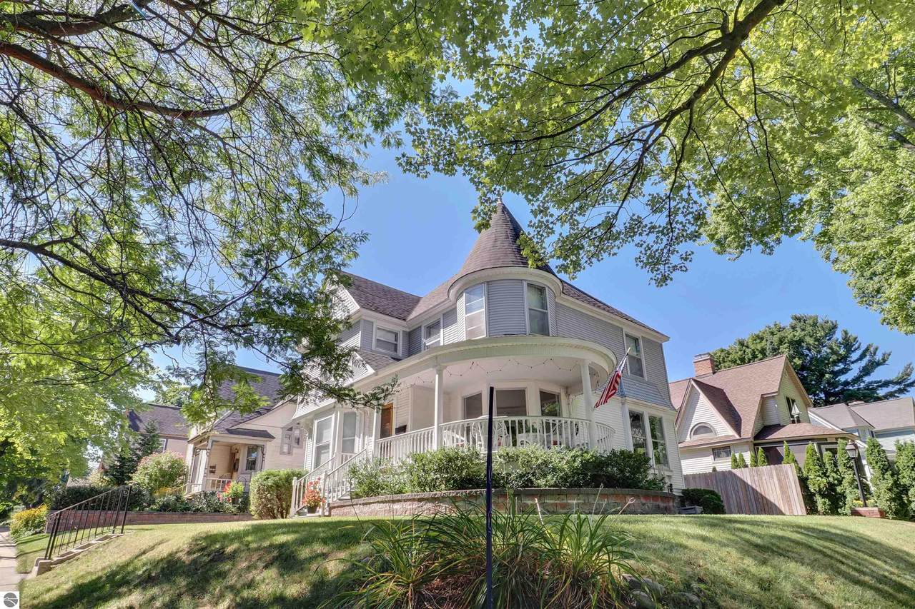 202 Wadsworth - Photo 1