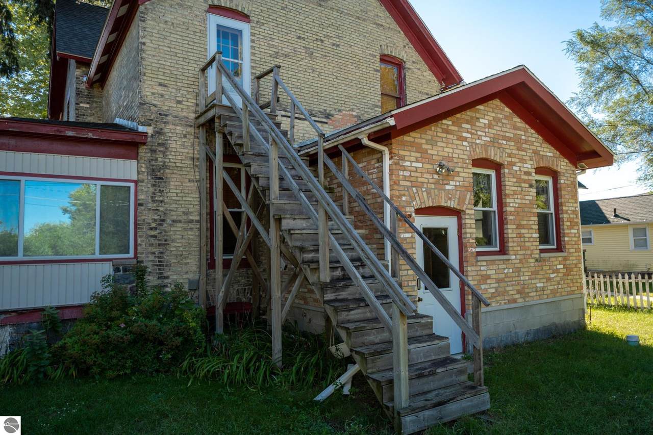 214 Washington Street - Photo 1