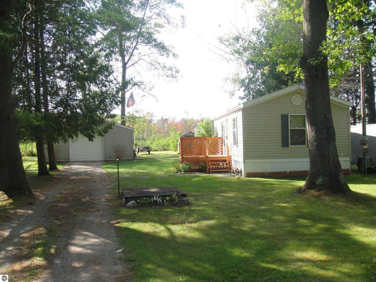 7263 Jeanette Drive - Photo 1