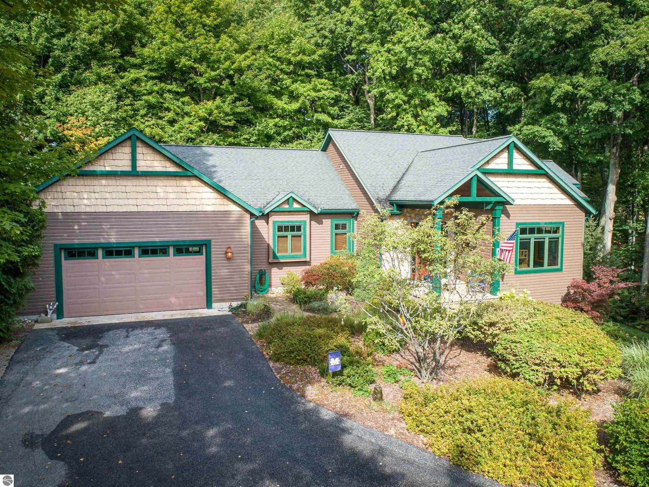 1082 Bay View Trail - Photo 1