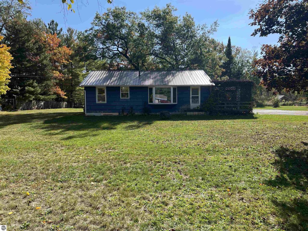 1764 Poplar Place - Photo 1