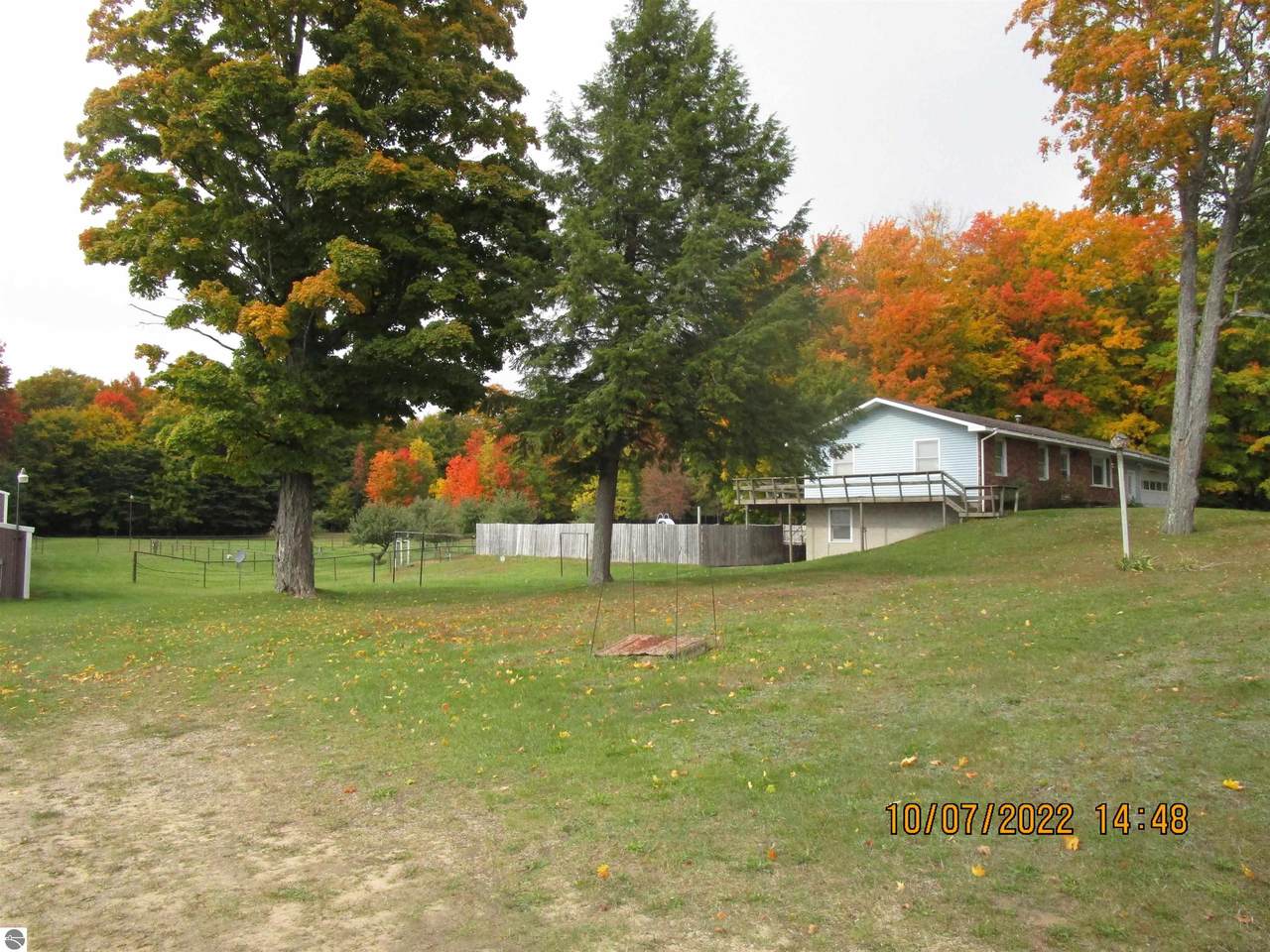 4642 Puffer Road - Photo 1