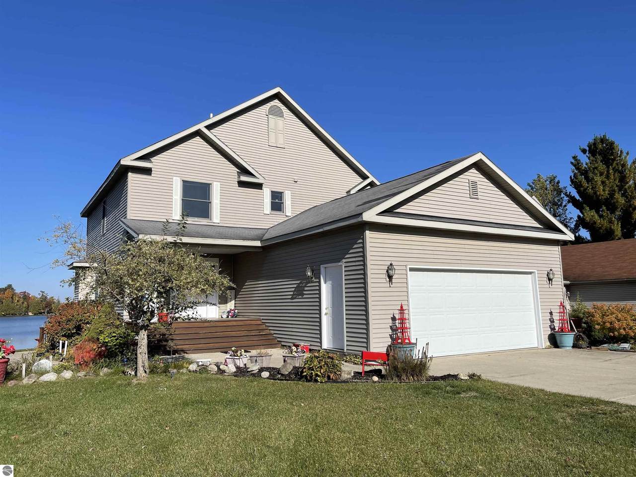 2260 Grass Lake Avenue - Photo 1