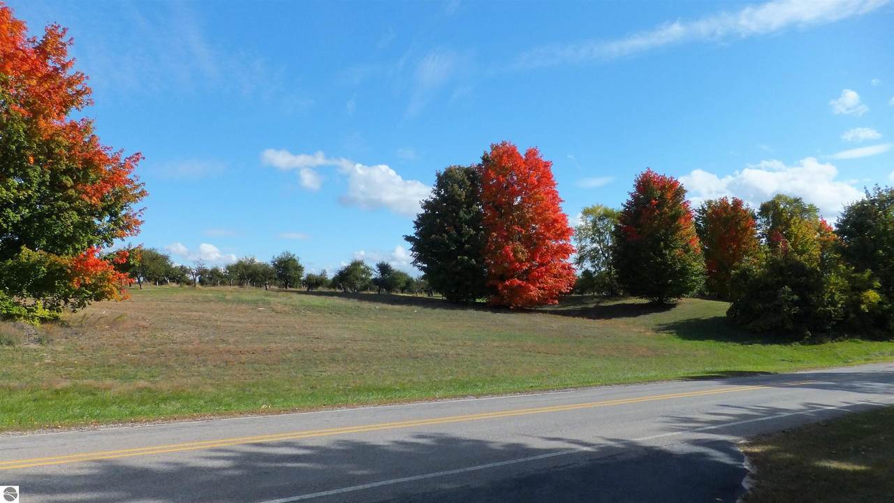 000 Sayler Road - Photo 1