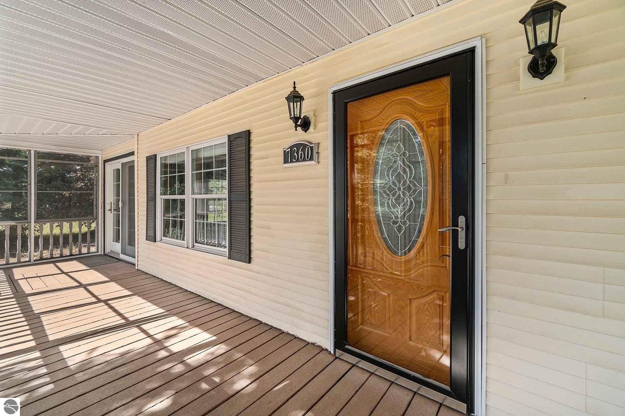 7360 Canler Road - Photo 1