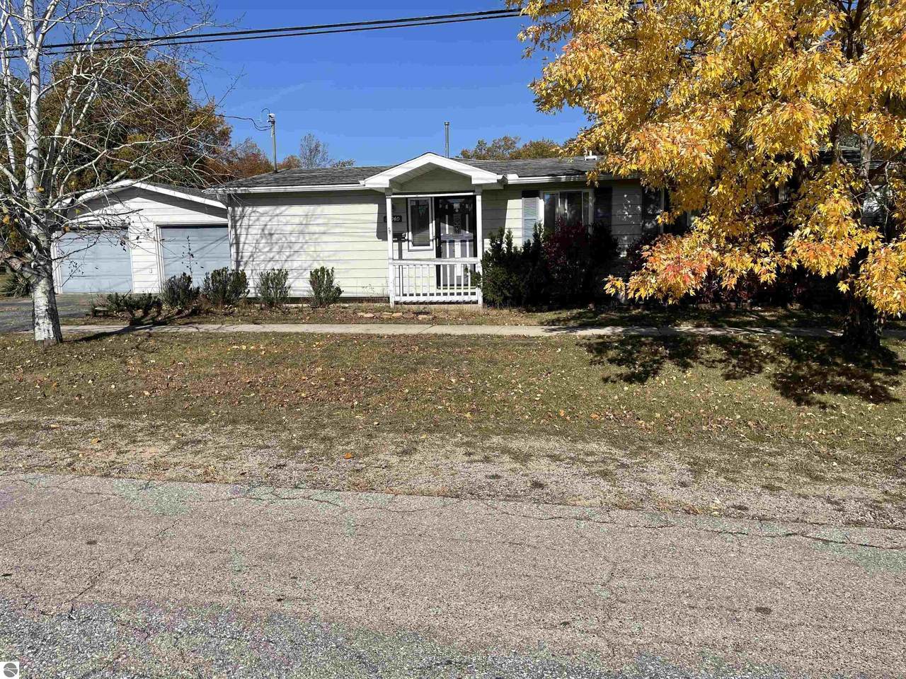 10040 8th Street - Photo 1