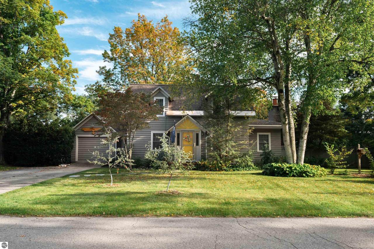 426 Lincoln - Photo 1